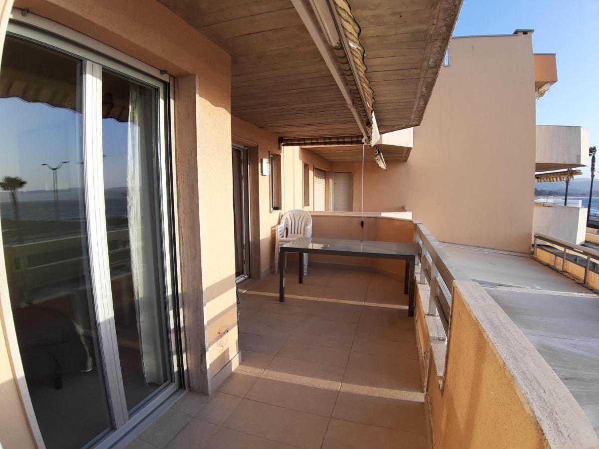 Appartement Cavalaire Face A La Mer Exteriér fotografie